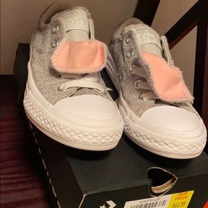 Girls Converse